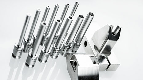 Uniform guide tubes